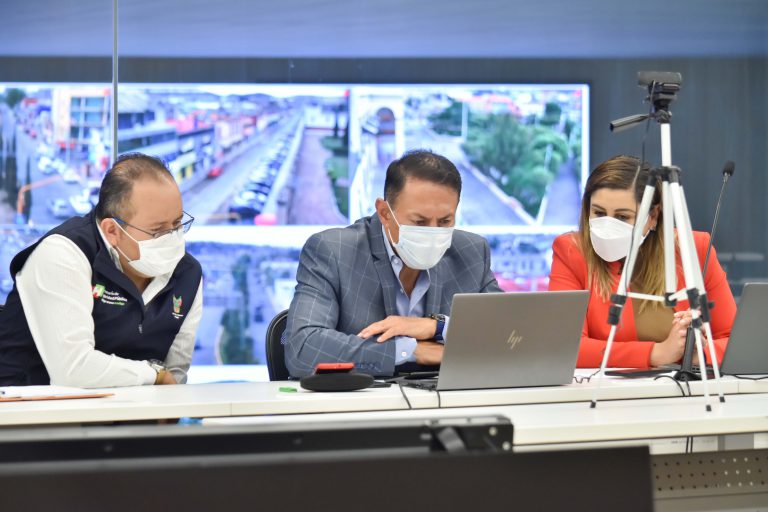 3AD70499-87B3-46AA-A472-53917ABA4E65