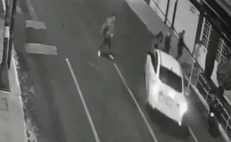 784E87DF-74FA-4F6C-85AE-0D34F5386976