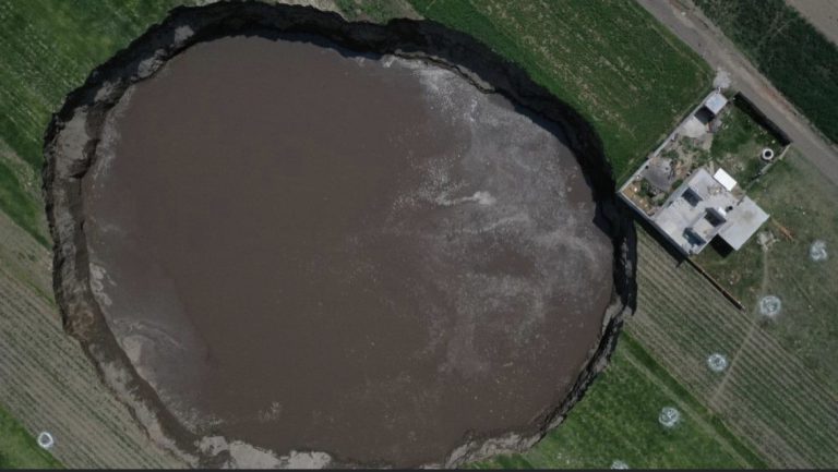 B71852B4-CD5C-4011-B88E-15D5B0ADAA23