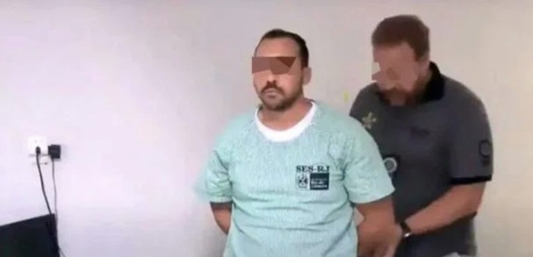 259FE40D-1305-4F13-B6C4-409A58A14195