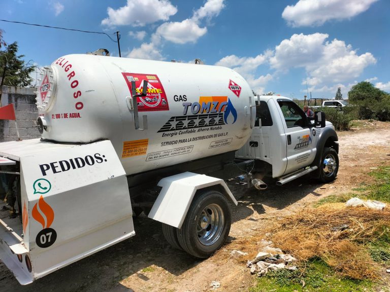 C73AC634-DD11-4E7F-83F1-7981EB6AC3A6