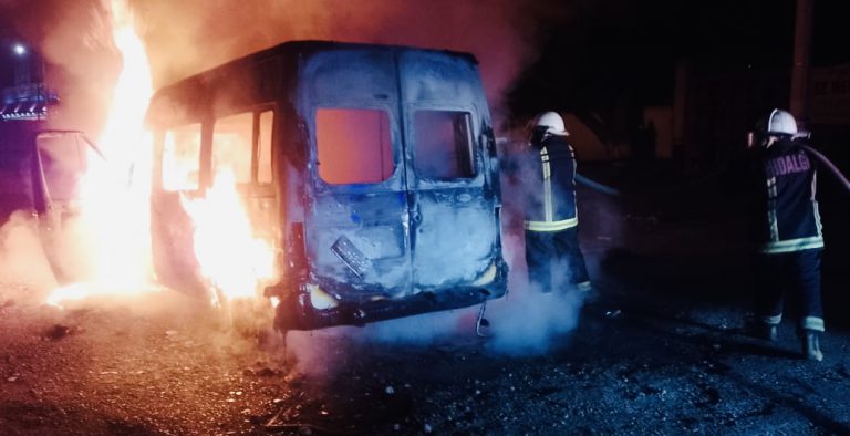 25FBCB03-256D-4B08-88B1-EAC00D2E29E3