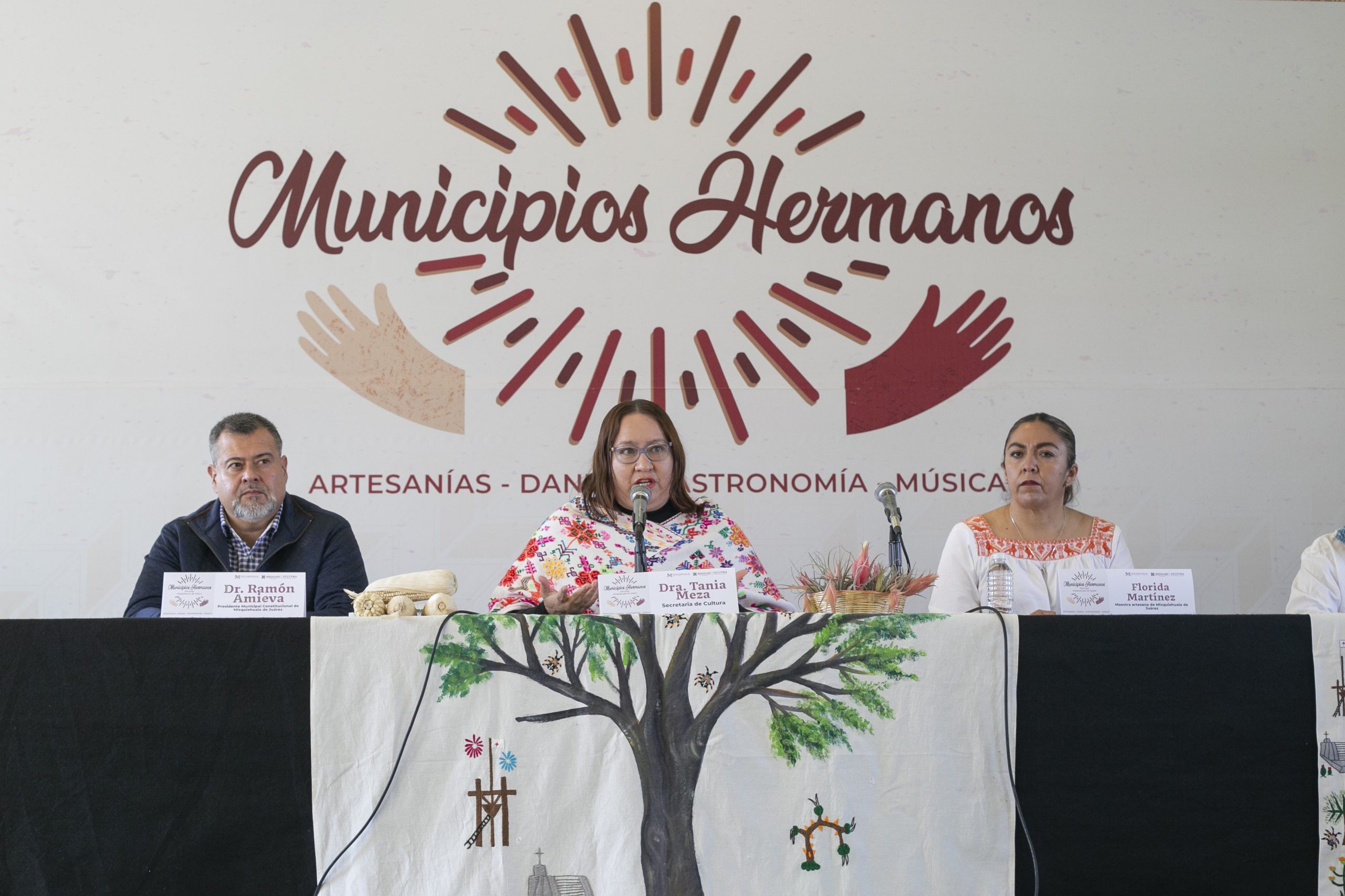 0117-Presenta-Secretaria-de-Cultura-iniciativa-Municipios-Hermanos-y-comienza-con-Mixquiahuala-2