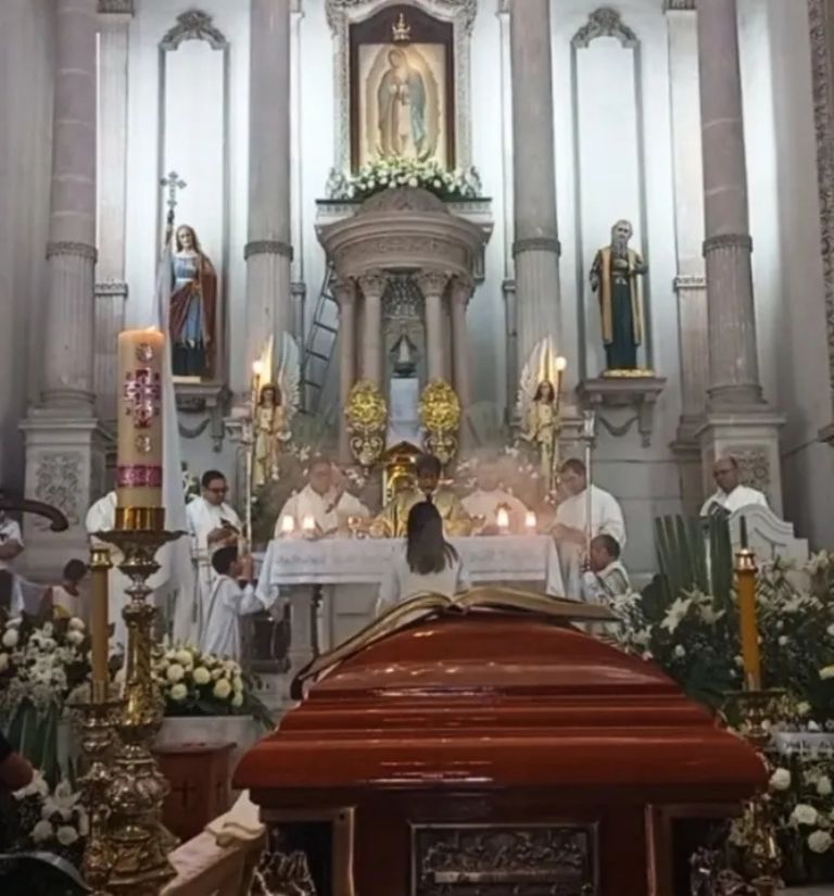 f768x1-671684_671811_93