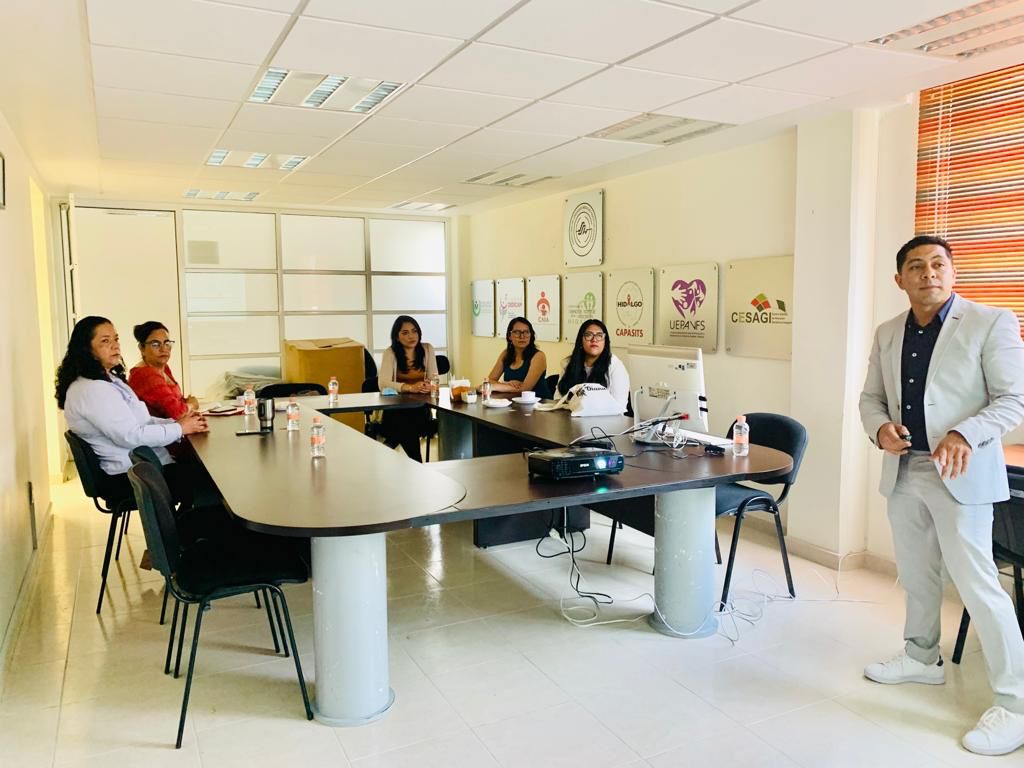 VISITA CLINICA DE LA MUJER (4)