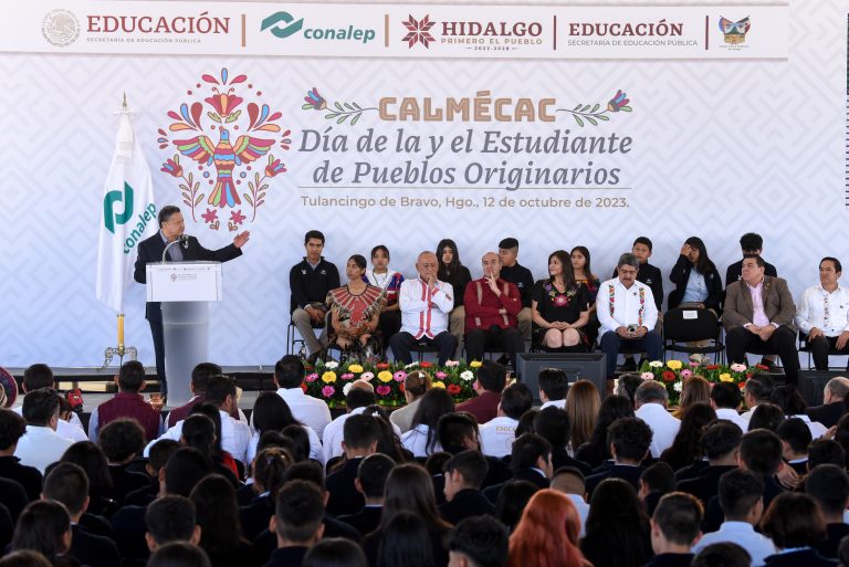12_Octubre_2023_Gobernador_ Calmécac dia de la y el estudiante de pueblos originarios-38