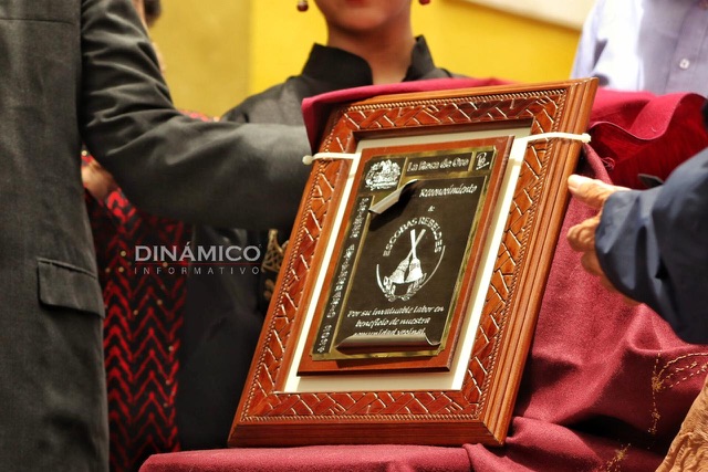 d01dd551-c9d5-483c-8af1-1dbc981efb0f