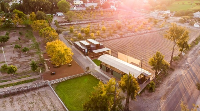 d7a2165e-f425-428b-9a3b-feb3ad8bfef9