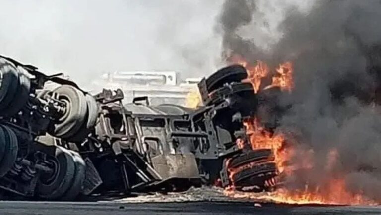 eec79868-41e8-43cf-b9b8-8ae423953cf9