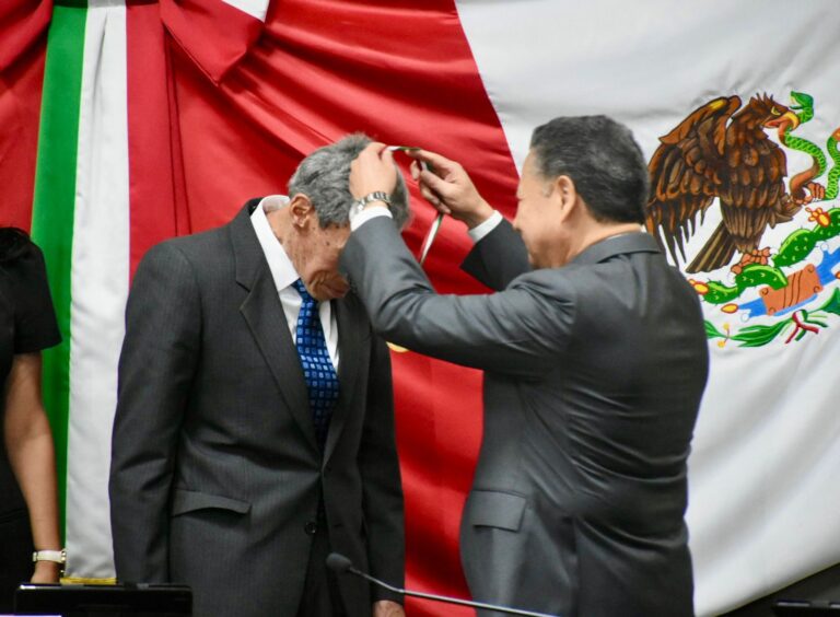 03f94051-5d72-43ea-be1d-a26e31a0c735